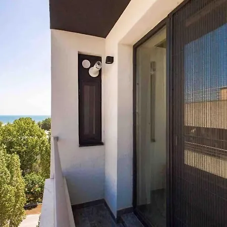 R&d Sea View Apartament Mamaia