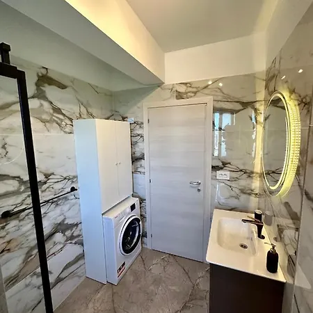 R&d Sea View Apartman
