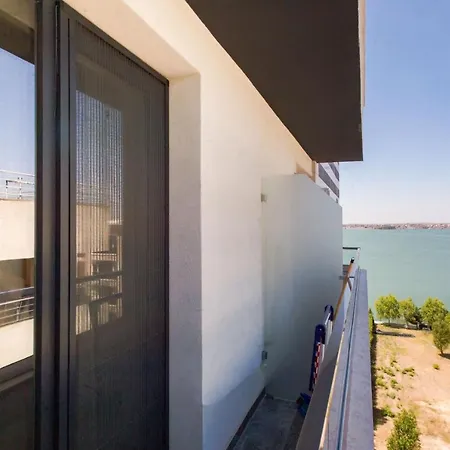 R&d Sea View *